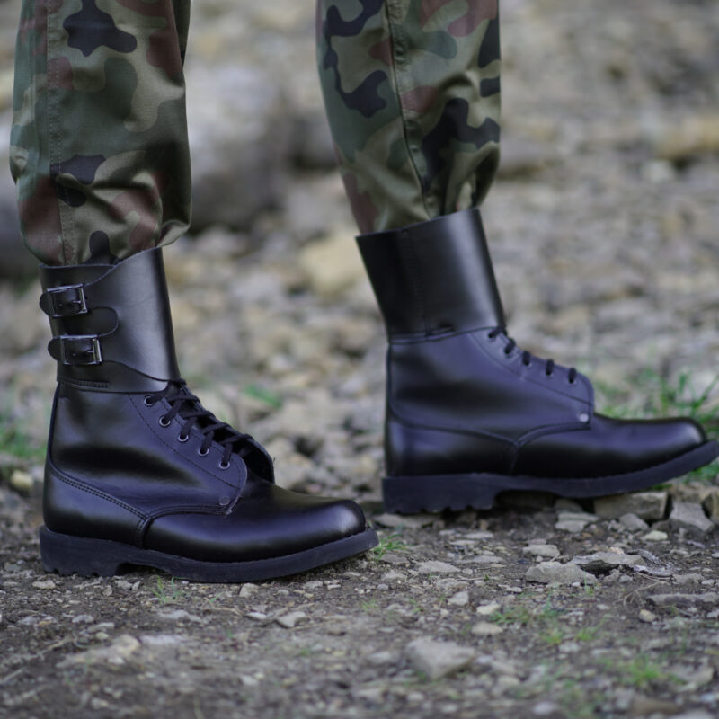Buty trzewiki wojskowe taktyczne opinacze czarne